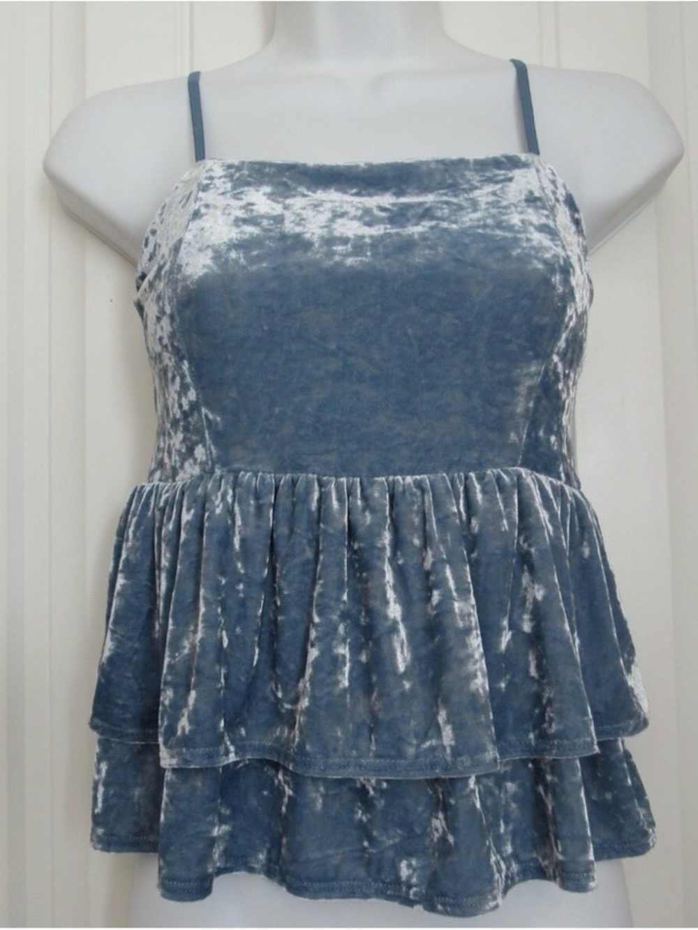 American Eagle Outfitters Blue Crushed Velvet Tiered Cami